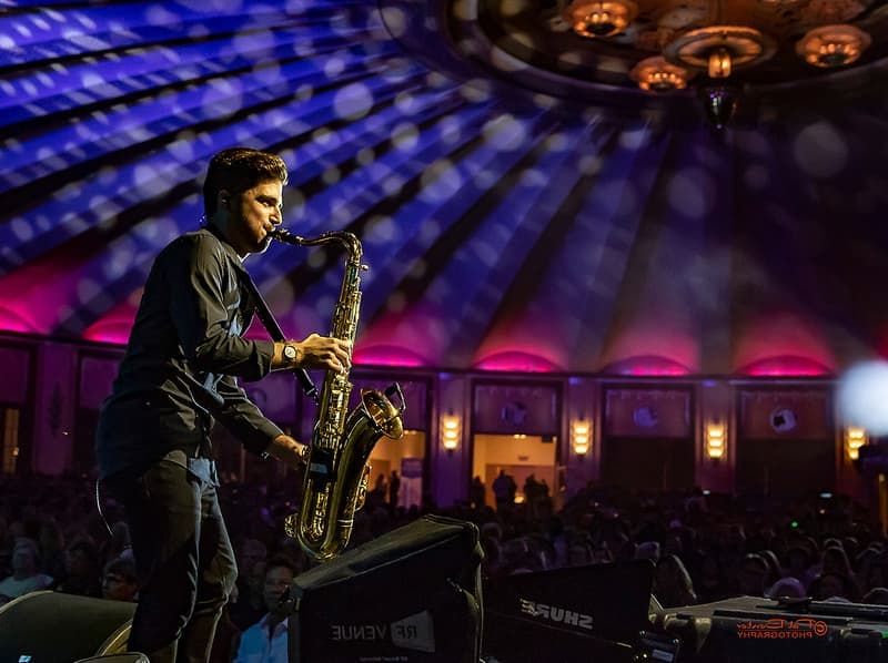 Your Guide to Enjoying the Catalina JazzTrax Festival 2025: Stay Close and Enjoy More